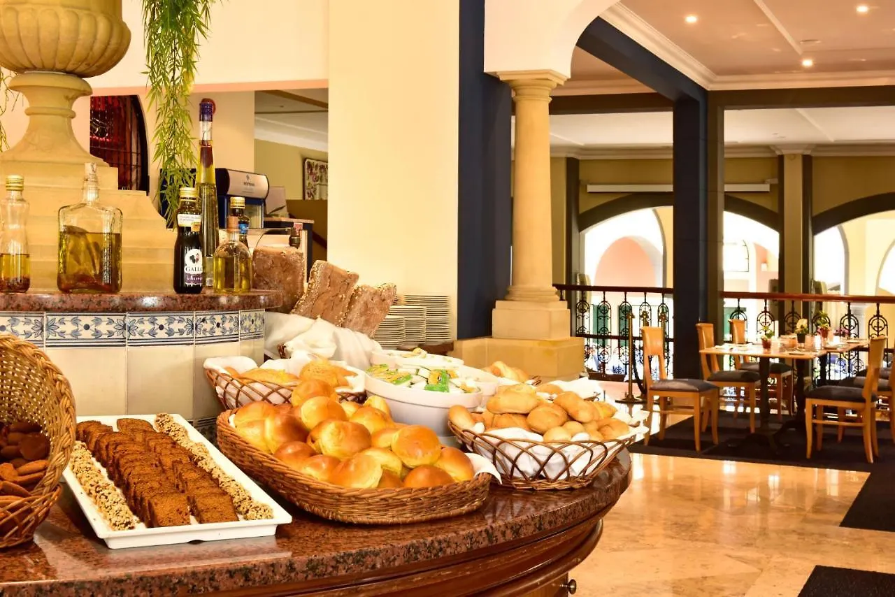 Pestana Village Garden Hotel Funchal  4*, Funchal (Madeira)